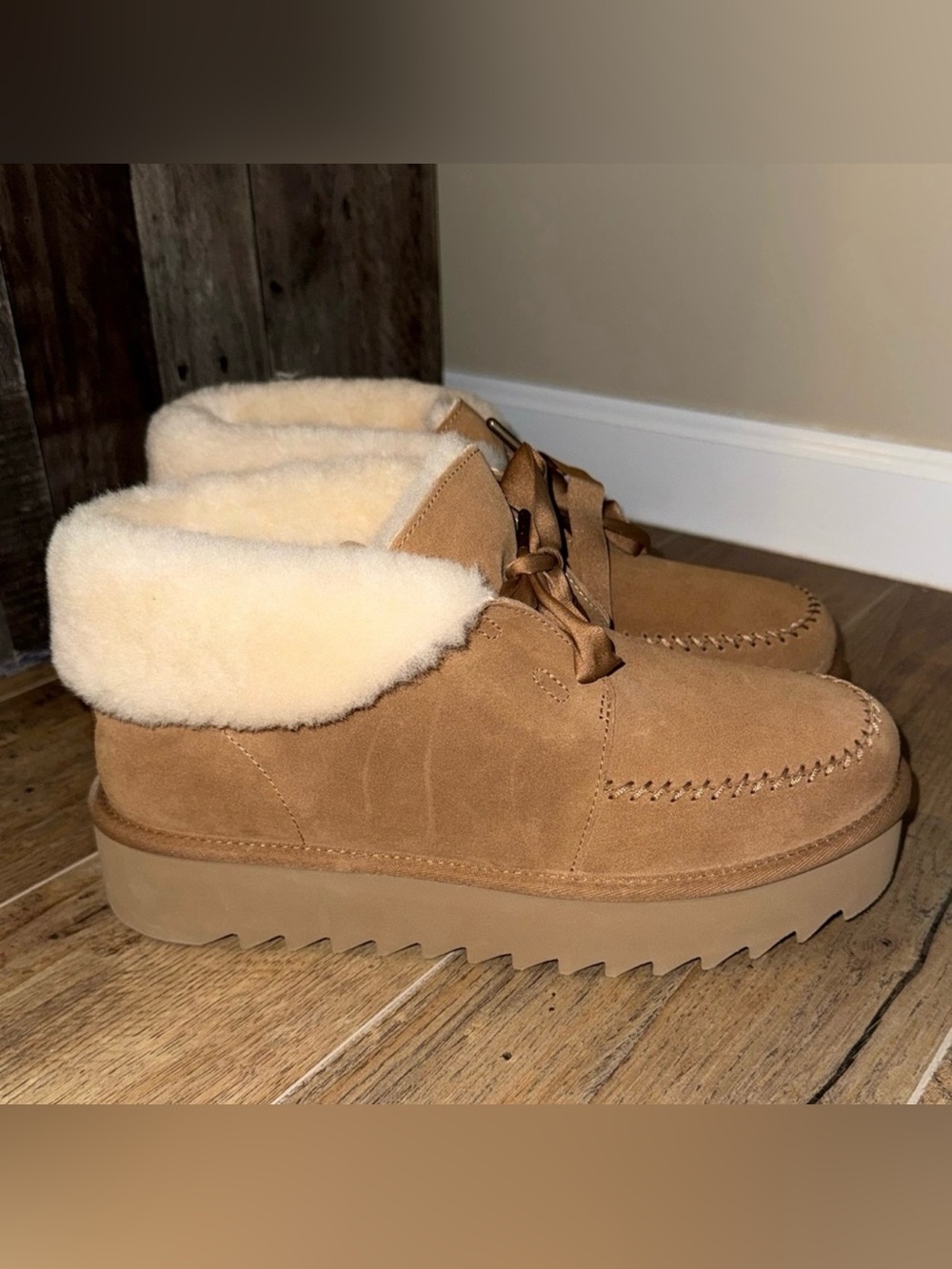 UGG Kalen Platform Boots